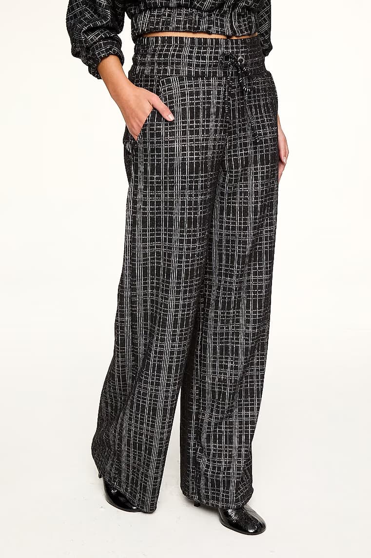 calça malha texturizada — foto 5