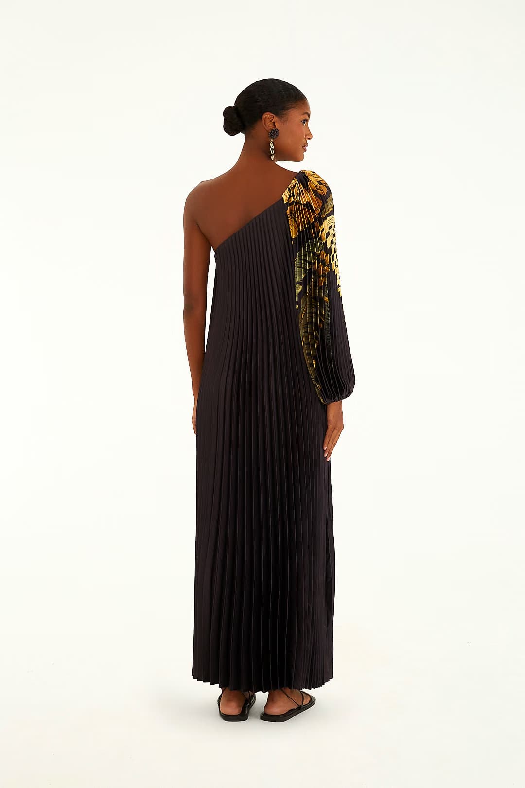 vestido plissado itacaré preto — foto 4