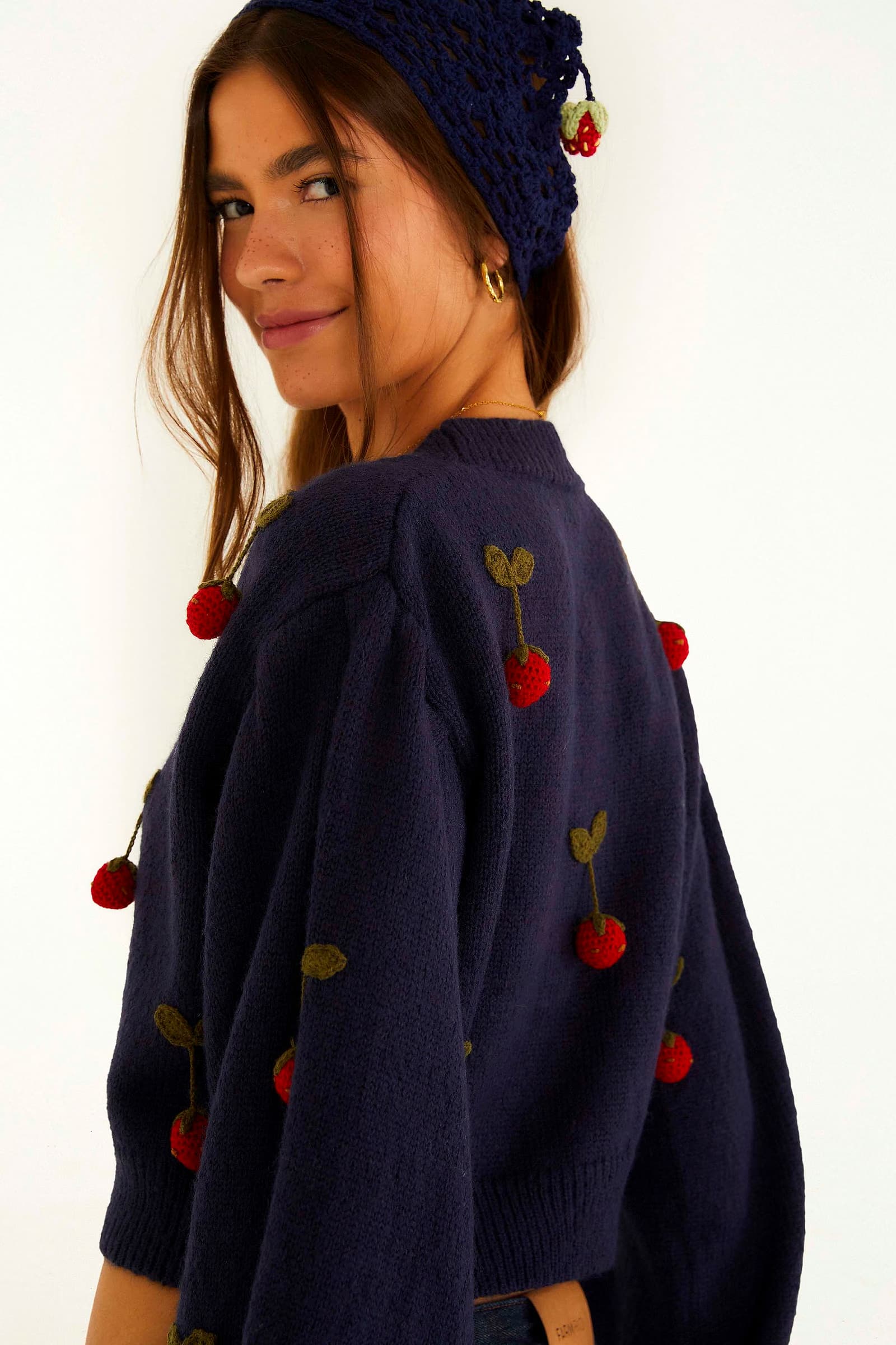 cardigan tricot artesanal morango — foto 7
